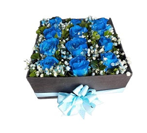 12 Blue Roses in a Box