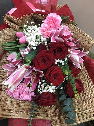 Ecuadorian Roses in Mixed Bouquet