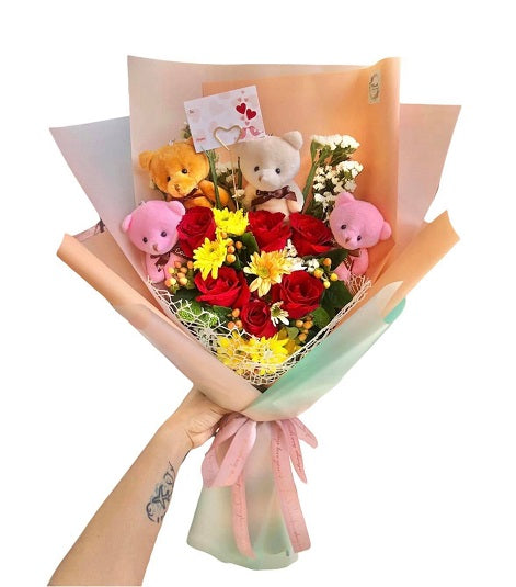 Roses and Mini bear Bouquet