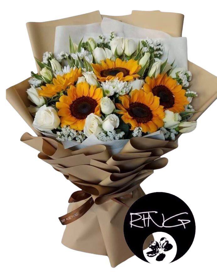 Mixed Sunflowers and Roses - Redflowersngifts.com